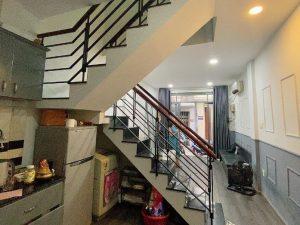 Bán nhà đường Lý Chính Thắng Quận 3 dưới 5 tỷ