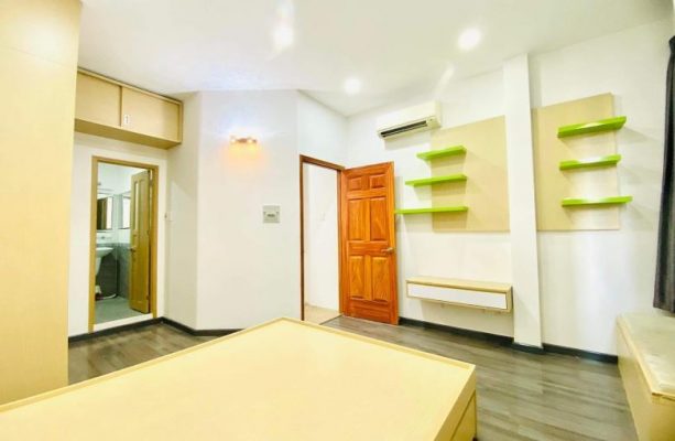 Bán nhà đường Phan Đăng Lưu Quận Phú Nhuận dưới 6 tỷ