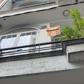 Bán nhà đường Trường Sa Quận 3 dưới 4 tỷ