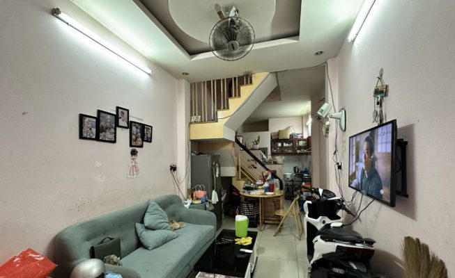 Bán nhà hẻm xe hơi đường Võ Văn Kiệt Quận 1 dưới 7 tỷ