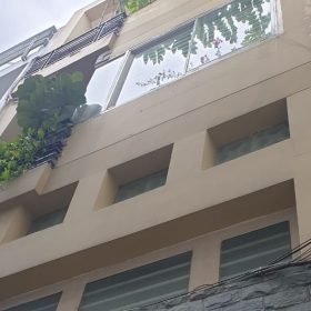 Bán nhà hẻm xe hơi đường Bùi Đình Túy Quận Bình Thạnh dưới 6 tỷ