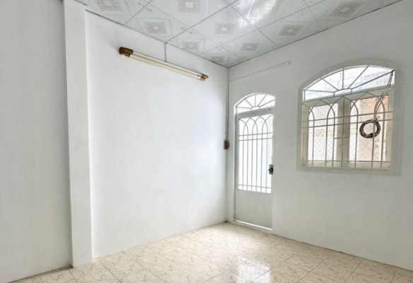 Bán nhà hẻm xe hơi đường Phan Văn Trị Quận Bình Thạnh dưới 4 tỷ